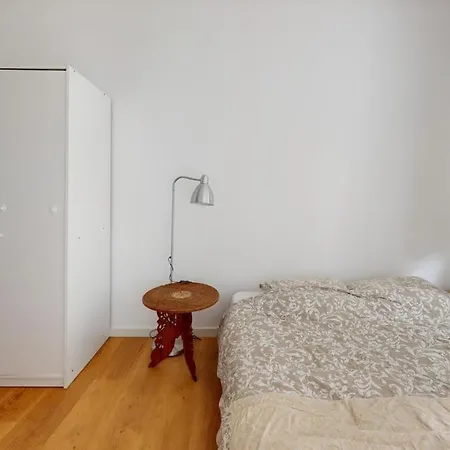 Holiday home Charming & Comfy House Near Shape & G00gle Mons