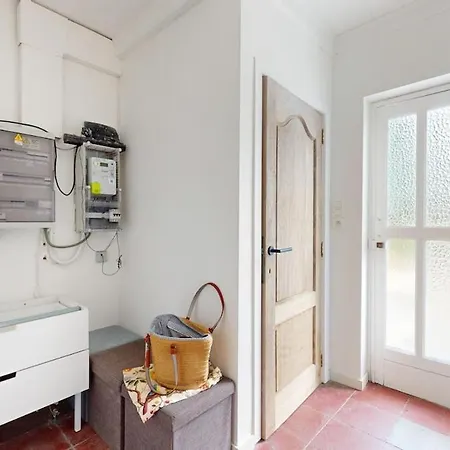Holiday home Charming & Comfy House Near Shape & G00gle Mons