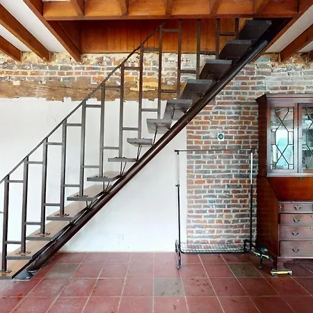 Charming & Comfy House Near Shape & G00gle *